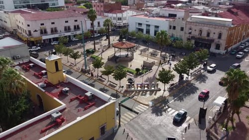 Shot of the letters of El Parral Chihuahua Centro, with the kiosk in the background drone 4K