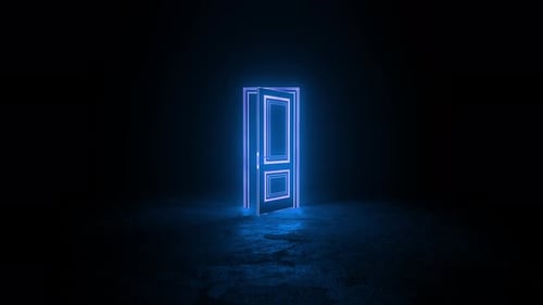 Puerta de neón que se abre en una habitación oscura