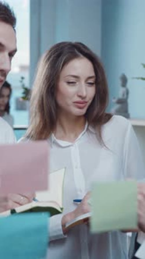 A Collaborative Work Environment Filled with Creative Individuals and Their Great Ideas
