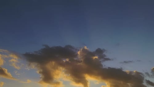 Timelapse del cielo al atardecer