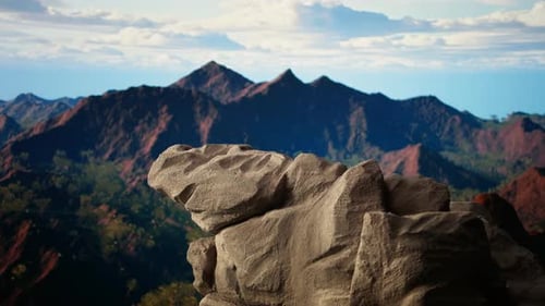 Scenic Hiking Trail Leads to This Impressive Rocky Viewpoint