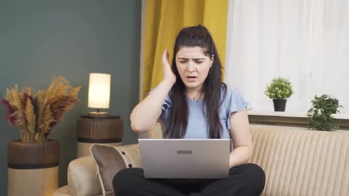 The unsuccessful woman is frustrated.