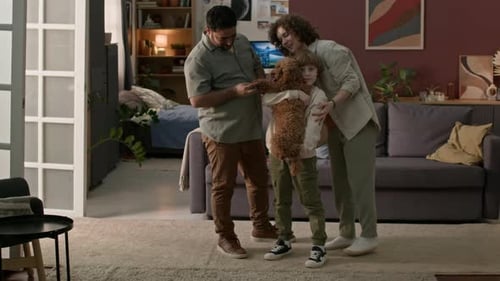 Family welcomes a new puppy into their home