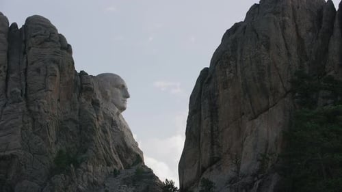 George Washington zwischen Felsen am Mount Rushmore National Memorial, South Dakota Abraham