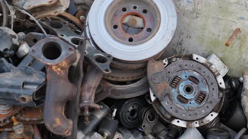 Detalles de un viejo coche oxidado