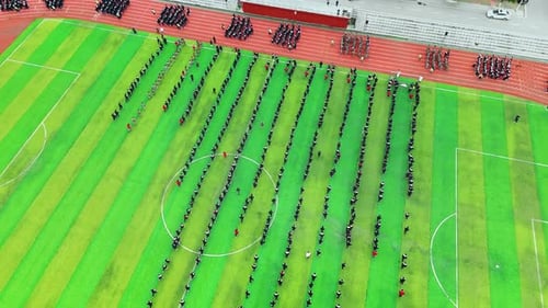 Chine, école chinoise, assemblage en plein air, pratique du fitness, course à pied