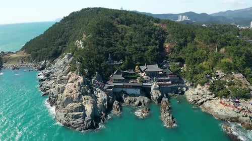 Vista aérea do templo Busan Haedong Yonggungsa, Coreia do Sul