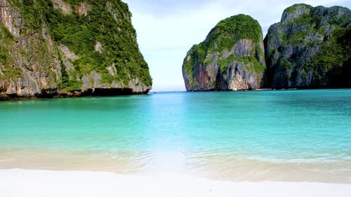 Maya Bay Beach Koh Phi Phi Thailand