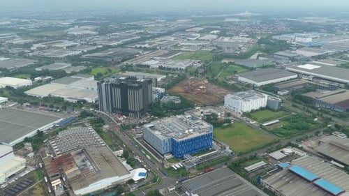 Neues Hyperscale-Rechenzentrum im Bau in Jakarta, Indonesien