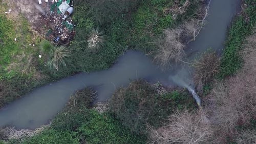 Contaminación fluvial
