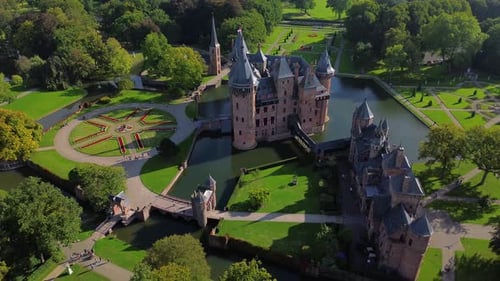 Top view of the largest castle in the Netherlands, De Haar. A beautiful quadcopter flight