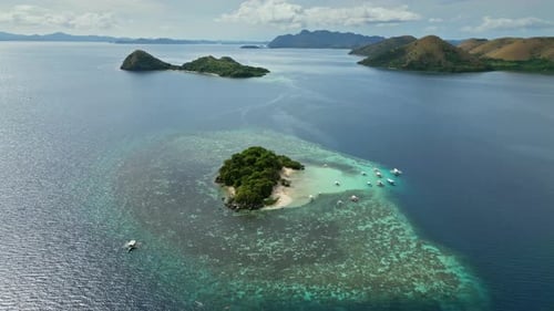 Tropical Philippines Island and Boats