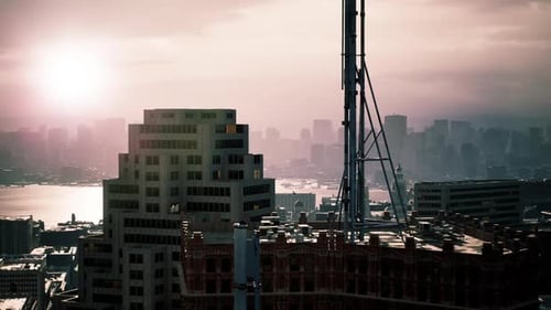 Amanecer sobre el bullicioso horizonte de la ciudad con edificios y vías fluviales