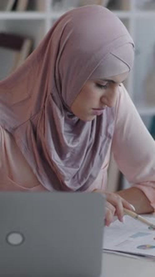Vertical Account Manager Data Woman Document Desk