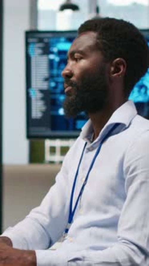 Vertical Video Computer Scientist Using AI on Computer to Optimize Performance