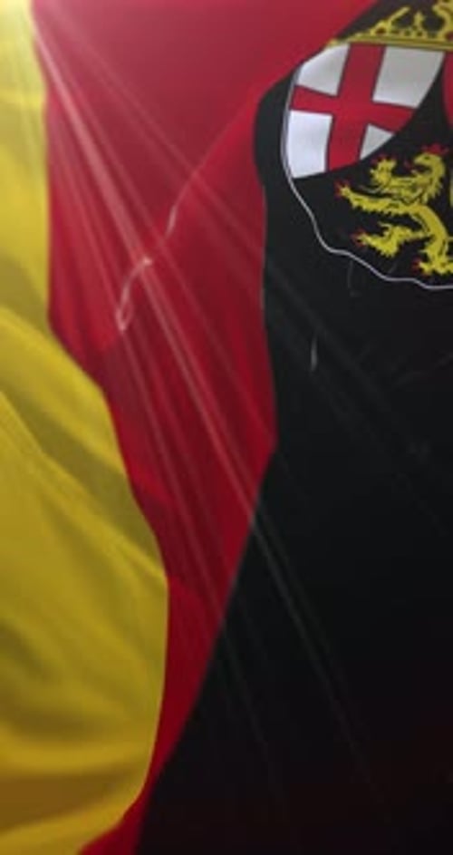 Waving Rhineland-Palatinate Flag Vertical Loop