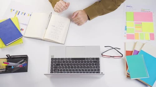 University student studying, time lapse.