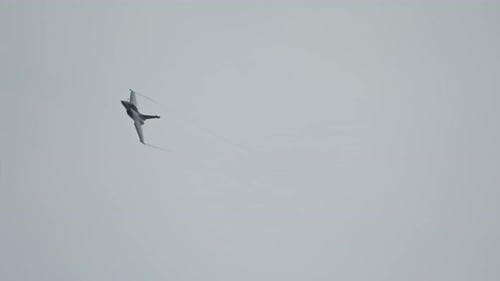 Dassault Rafale fighter jet preforming high speed manoeuvres showing its abilities