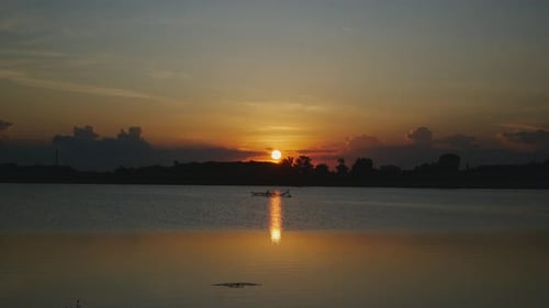 liebe den Sonnenuntergang