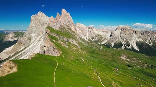 IMAGES PRISES PAR DRONE DEPUIS SECEDA, ITALIE