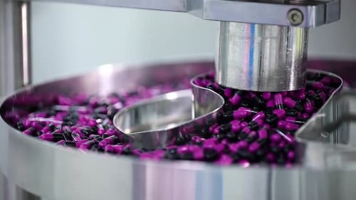 Automatic Capsule Filling Capsule medicines production video. Capsules packing video. Automatic blis