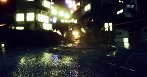 Reflexionen auf einer verregneten Straße in einer pulsierenden Stadt bei Nacht