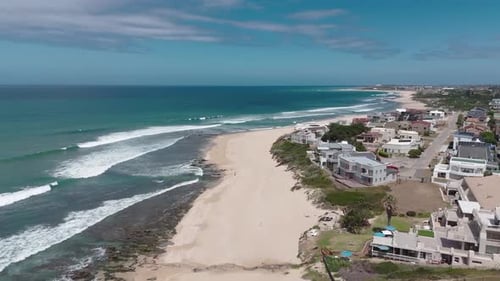Breathtaking Beaches and Majestic Mountains of Cape Town Captured in Stunning Drone Views