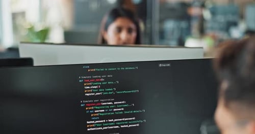 Software de codificação de computador, monitor e empresário para desenvolvimento de aplicativos em startups criativas