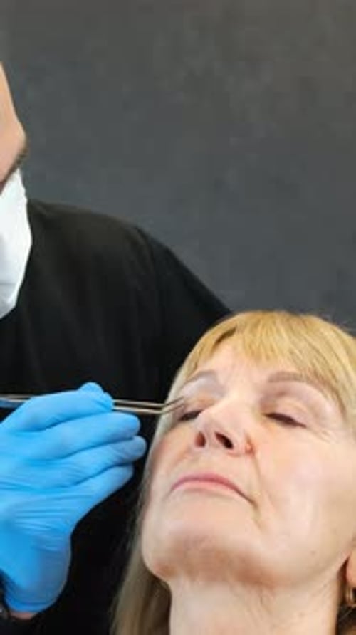 Eyelid Surgery to Beautifully Emphasize the Natural Beauty of a Mature Woman