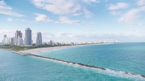 Beautiful and Scenic View of Pointe Pier Located in Miami Beach Florida