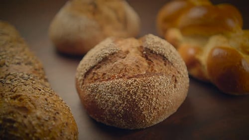 Savoureux et délicieux pain fraîchement cuit fait maison