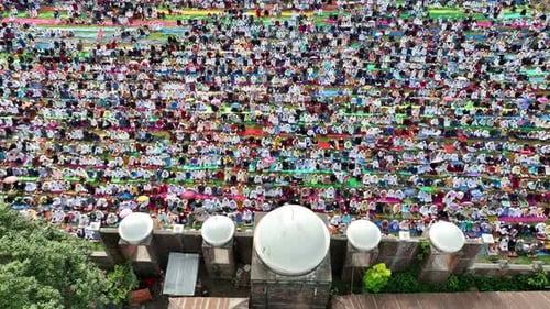 Vue aérienne d'un rassemblement de prière, Bangladesh.