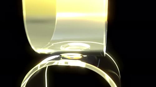 Vidro amarelo em bolsa preta capaz de fazer um loop infinito