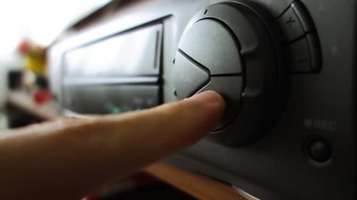 Grabadora de cintas de vídeo que detiene y expulsa la cinta. Botones VCR