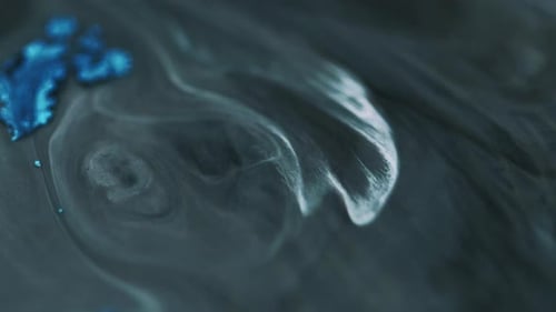 Pintura mística de nube de humo en emulsión desenfocada
