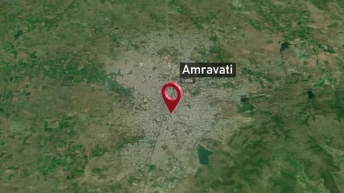 Carte de la ville d'Amravati Zoom (Inde) de l'espace à la Terre