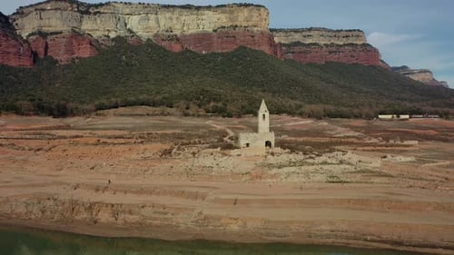 Aerial view of the Sau reservoir in drought.