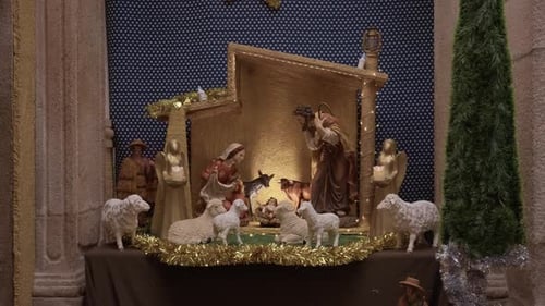 Nativity Scene with Baby Jesus Figurine