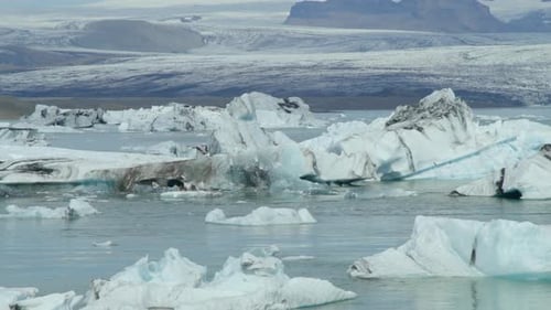 Experience the Breathtaking Icebergs at Jokulsarlon Glacier Lagoon in Iceland a Mustsee