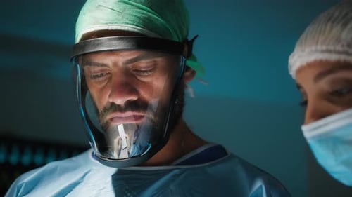 Ärztliche Studien Krankenakte im Operationssaal