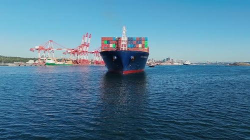DeepSea Container Vessel Exits Halifax Harbour With Full Load