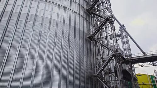 Giant Steel Grain Silos Grain Storage and Processing Industry in the Food Industry
