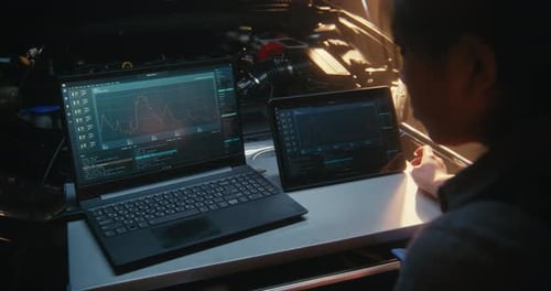 Monitorización telemétrica de vehículos con doble pantalla y análisis de datos en tiempo real