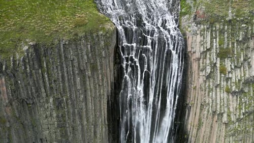 Waterfall Mountain Travel Sommer Frühling Herbst Epic Drohne Shot