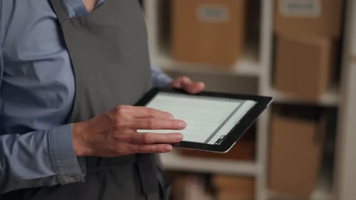 Customs Cargo Department Cargo Clearance Officer Carrying Out Customs Declaration Clearing Cargo