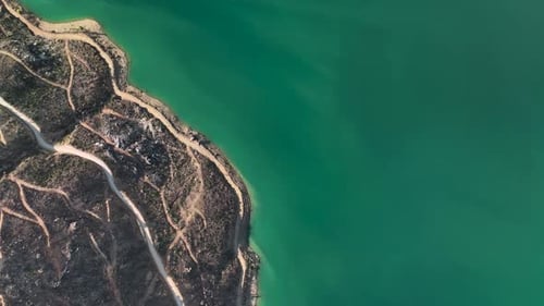 Landschaft des Green Canyon nach einem großen Waldbrand Luftaufnahme 4 K