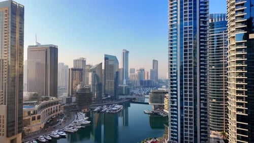 Dubai Marina.