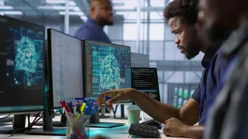 Machine Learning Expert in Data Center Maintaining Company Network