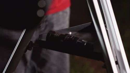 Attaching Eyepiece to Telescope in the Dark