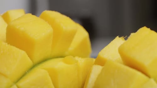 Close Up Rip Mango Slice Cubes Cut